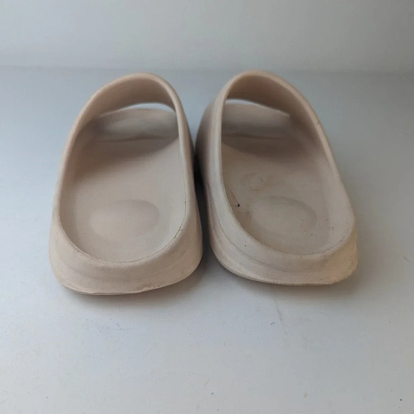 Slip On Slides - 10 - Picture 3 of 8